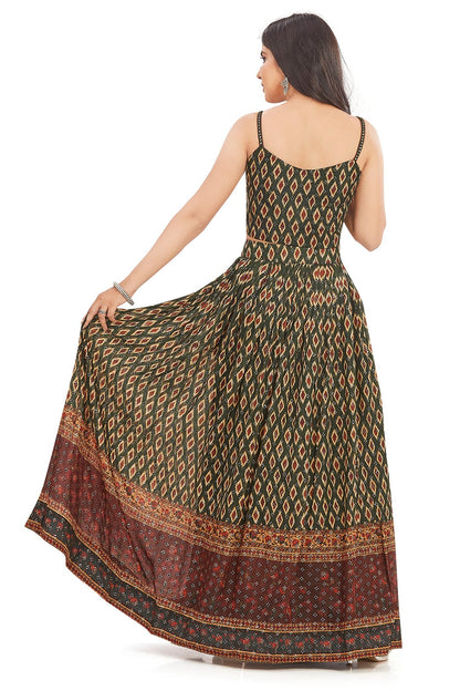 Magnificent Green and Red Mirrorwork Chaniya Choli Set-AariAmi Boutique